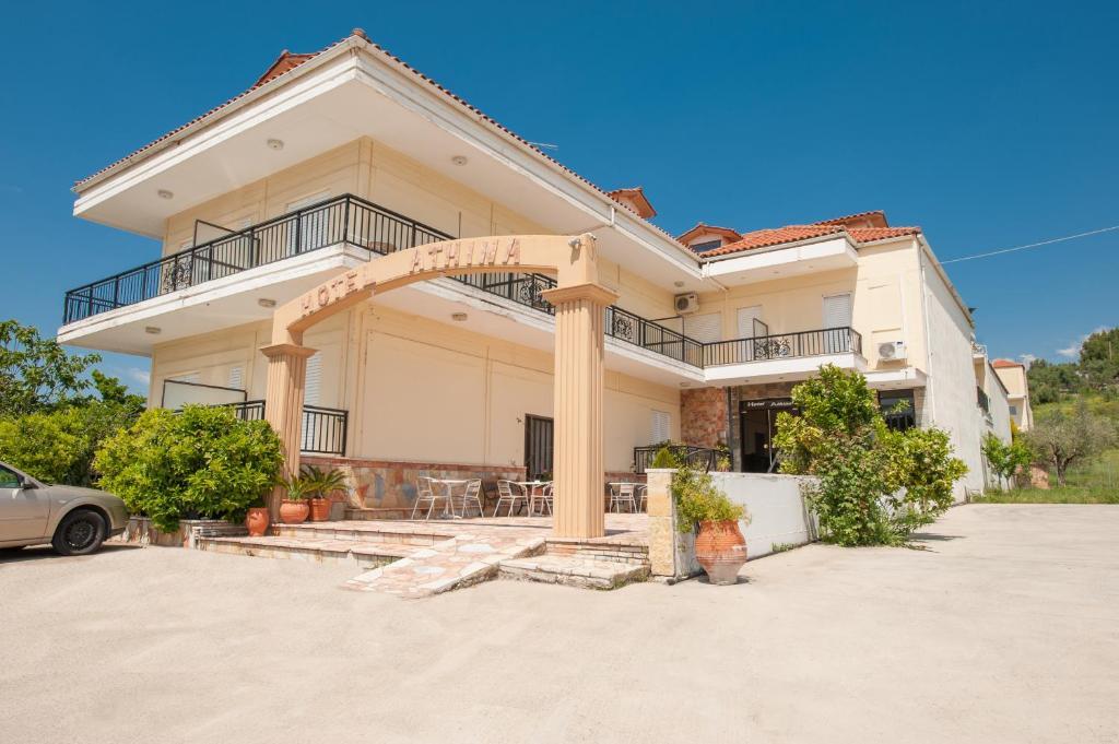 Athina Hotel Krestena Exterior photo