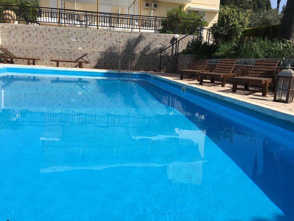 Athina Hotel Krestena Exterior photo